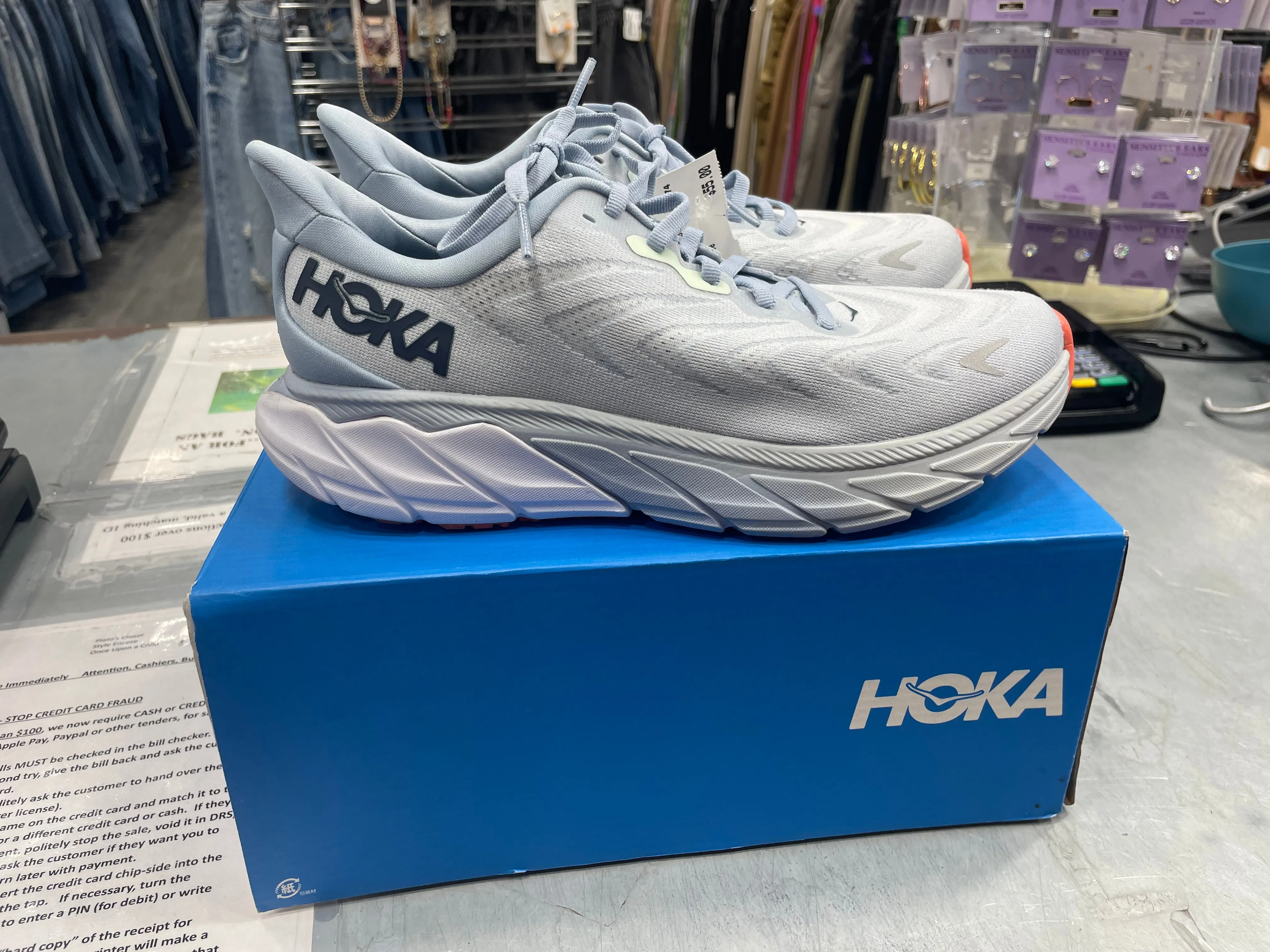 Hoka Womens Athletic Shoes Size 8 5125