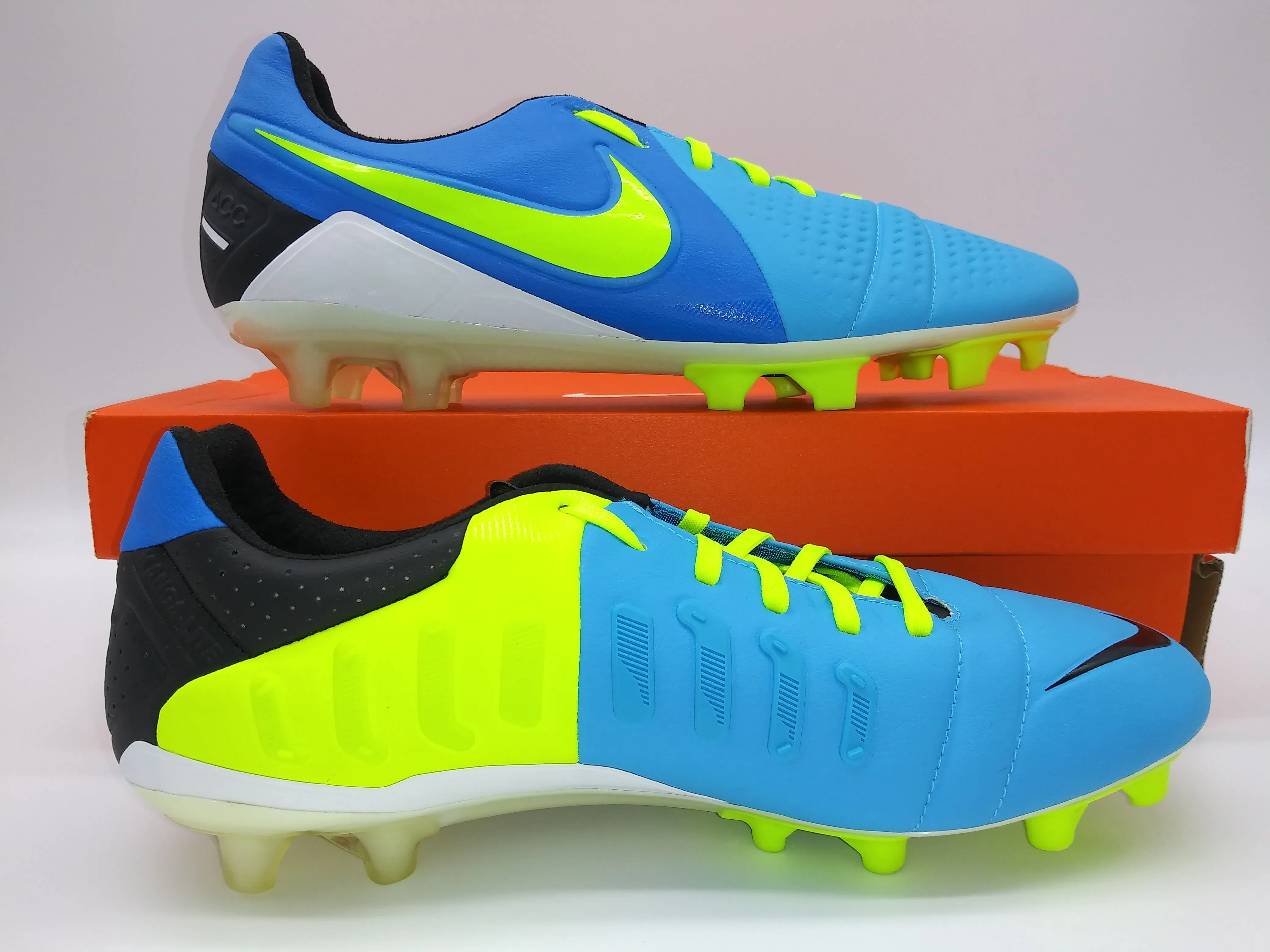 Nike CTR360 Maestri lll FG Blue Yellow