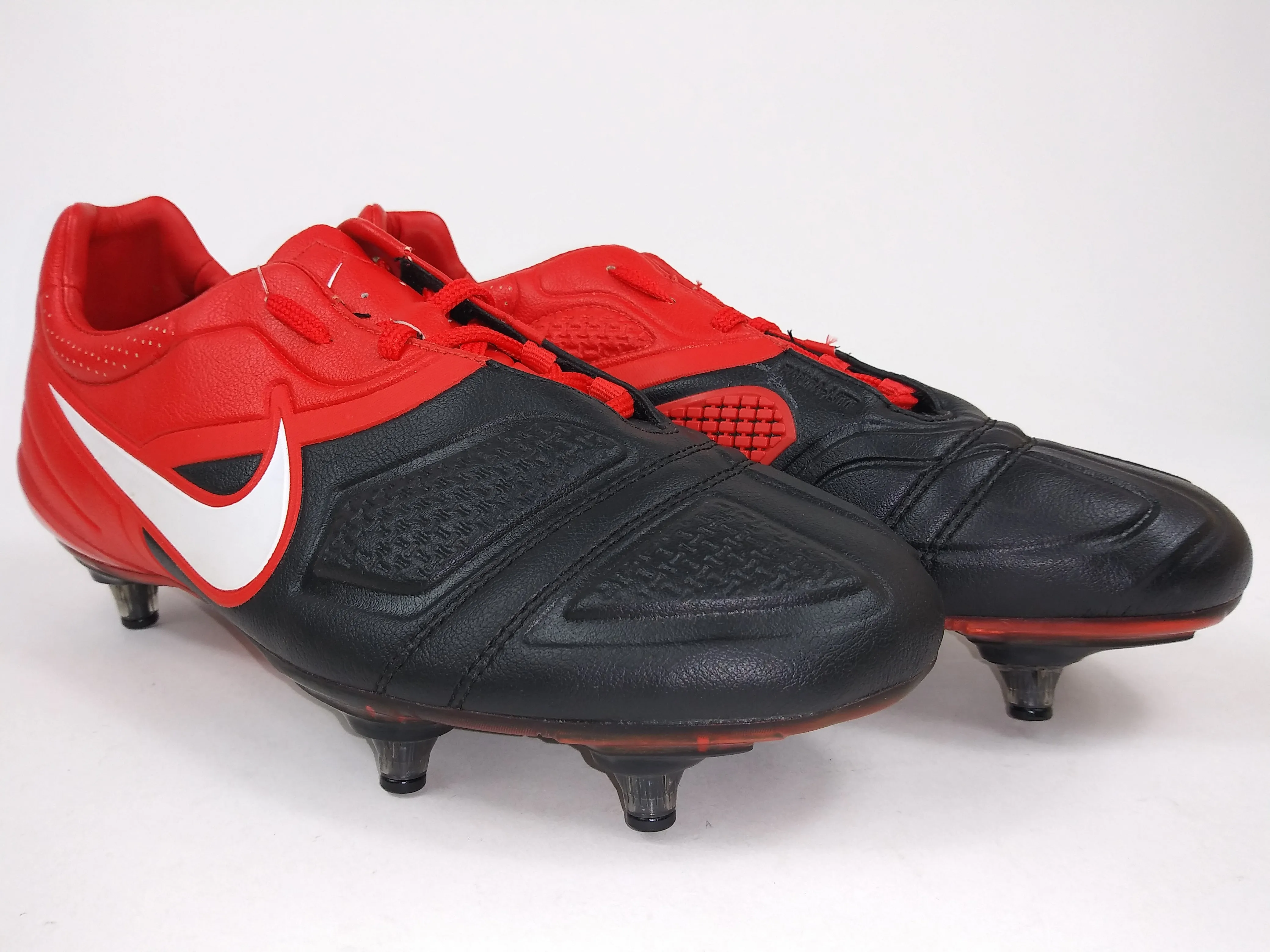 Nike CTR360 Maestri SG Red Black