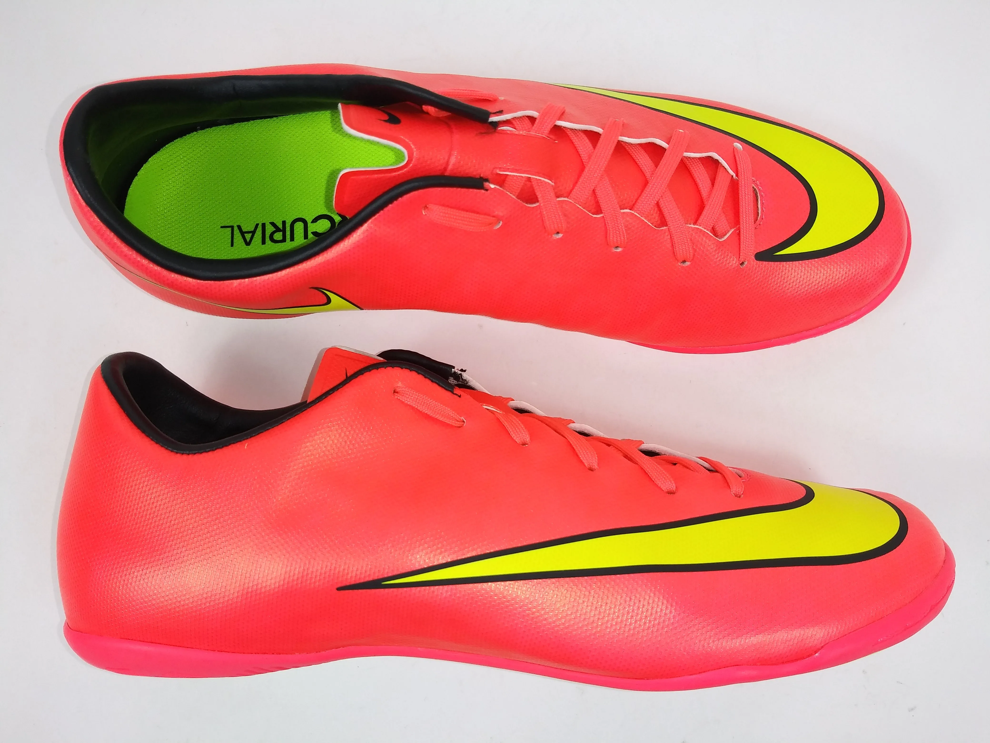 Nike Mercurial Victory V IC Hyper Punch