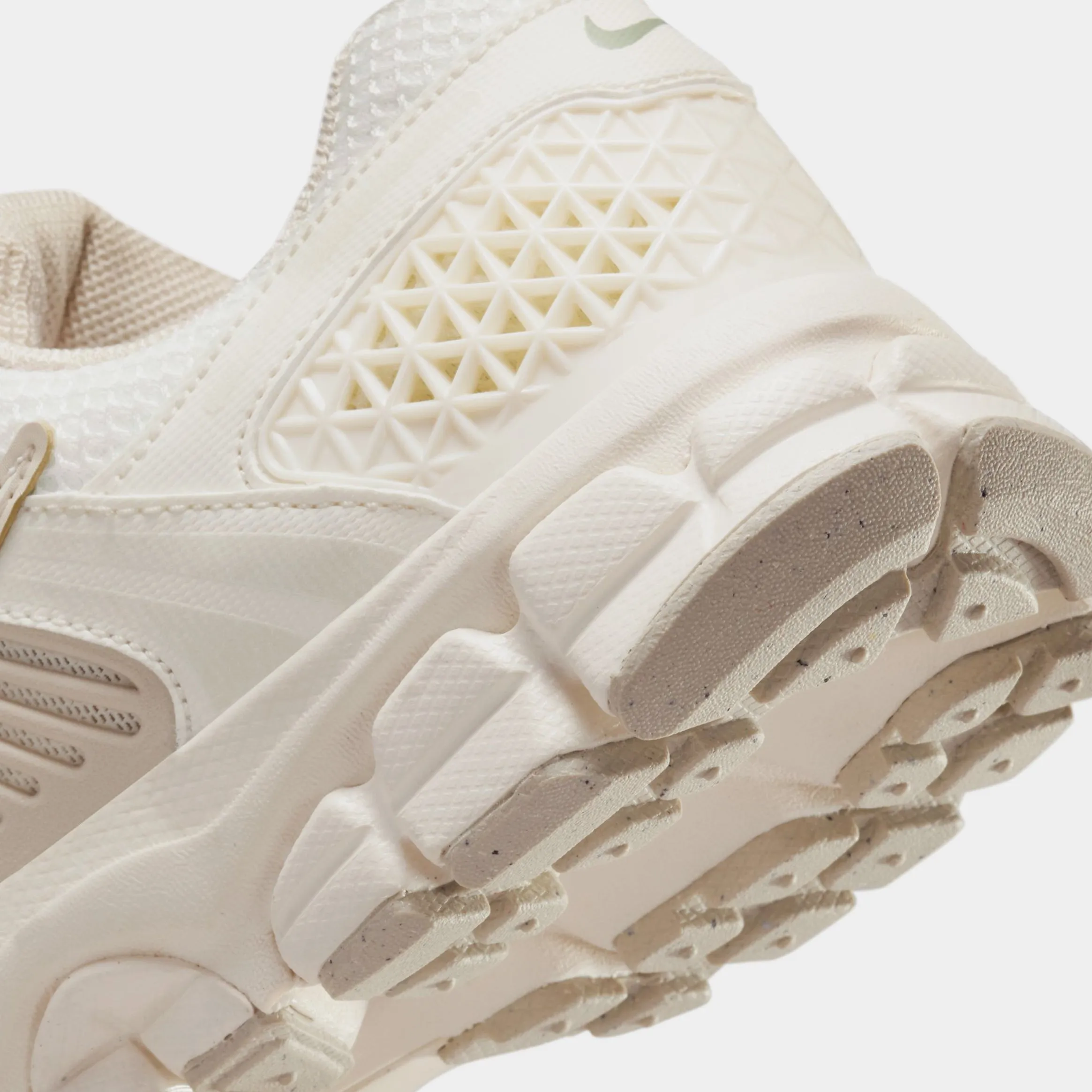 Vomero 5 Pale Ivory Grade School Running Shoes (Pale Ivory/Pale Ivory/Sanddrift/Pale Ivory)