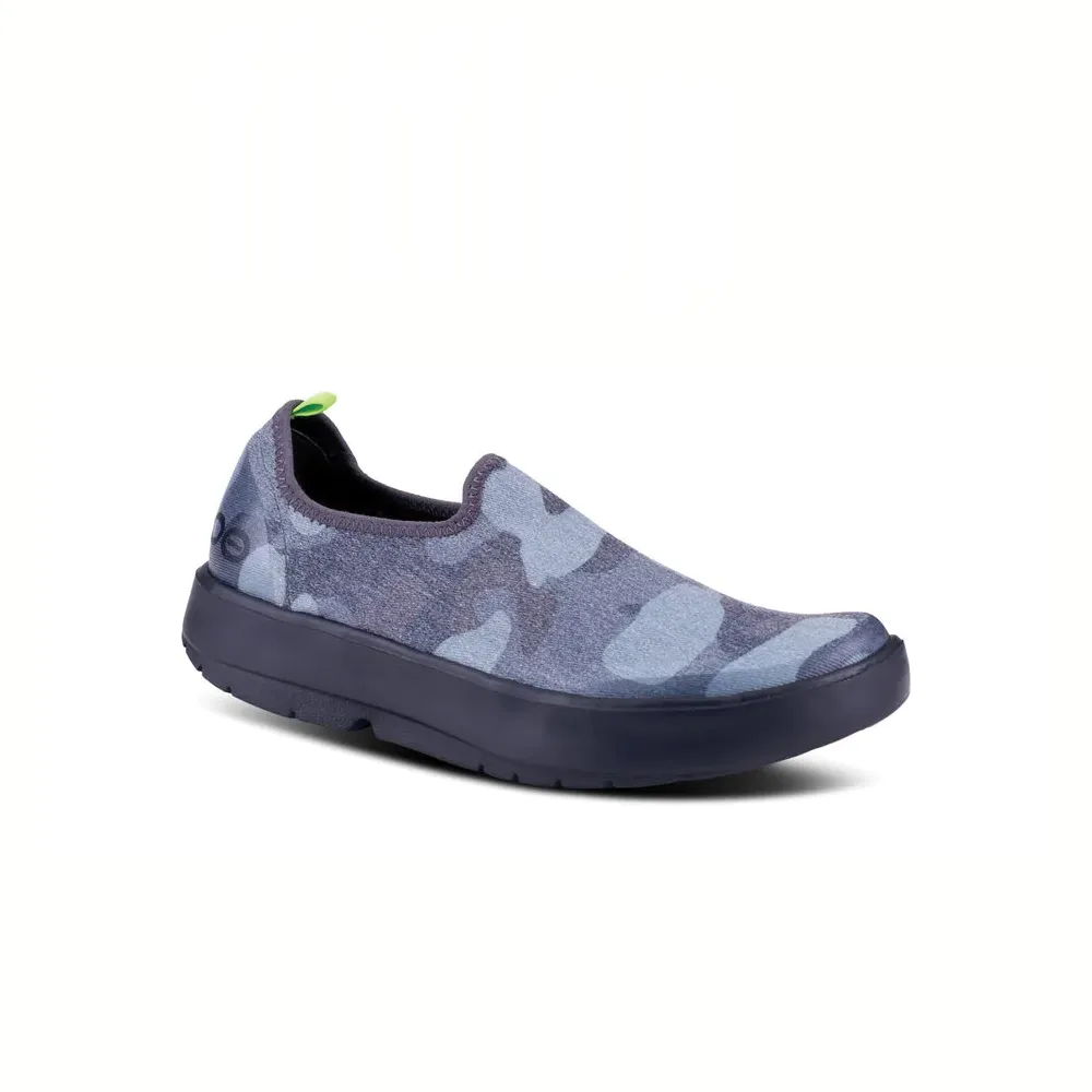 Women's Oofos OOmg eeZee Low Shoe Color: Grey Camo